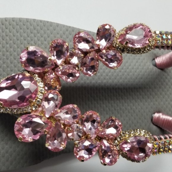 Luxury flip flops with crystals and rhinestones. Grey and pink - Picture 7 of 10